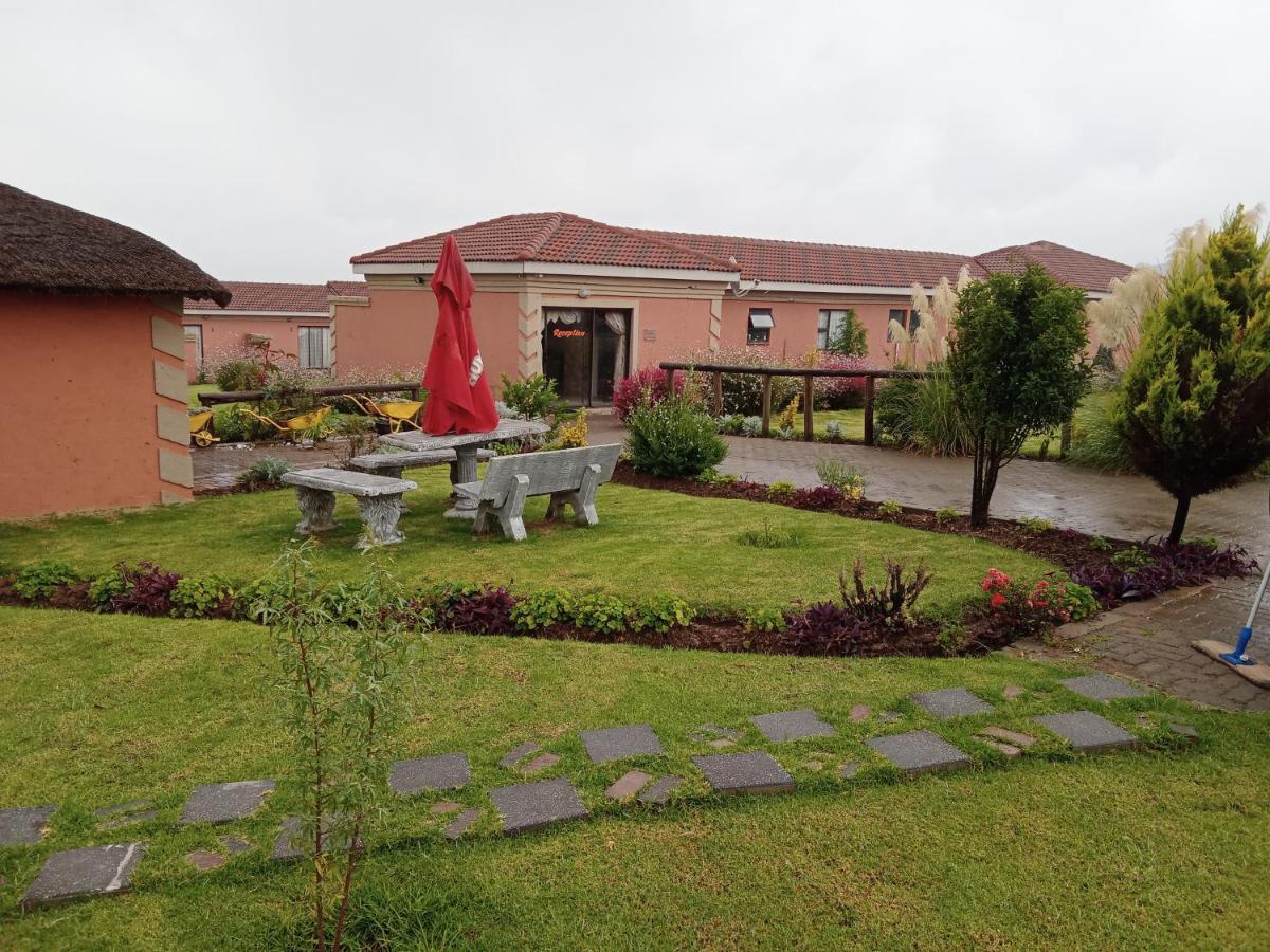 Twilight Breeze Lodge Phuthaditjhaba 외부 사진